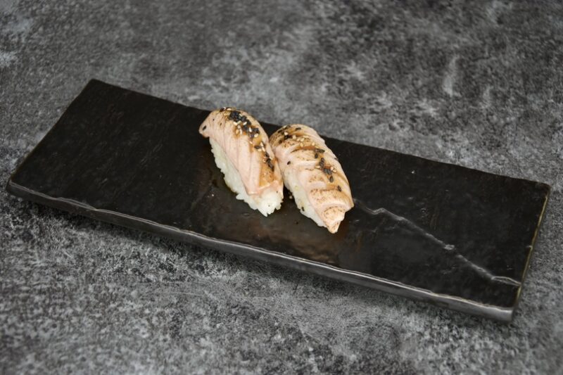 Sushi - Saumon Snacké Sauce Teriyaki - 2 pièces