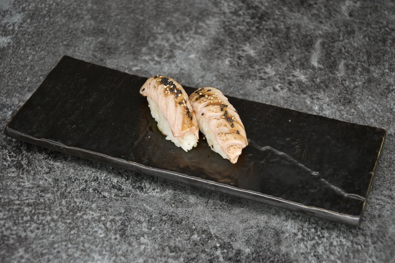 Sushi - Saumon Snacké Sauce Teriyaki - 2 pièces